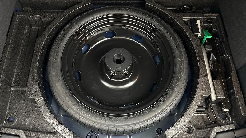 Škoda Karoq 2.0 TDI DSG 4x4 Ambition - fotka 20 z 27
