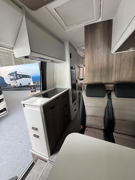 Kabe Travel Master VAN (2025) Abisko Van 690 LB 4x4  - fotka 26 z 40