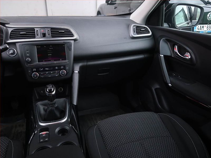 Renault Kadjar (2018) 1.2 TCe, Tempomat - fotka 8 z 15