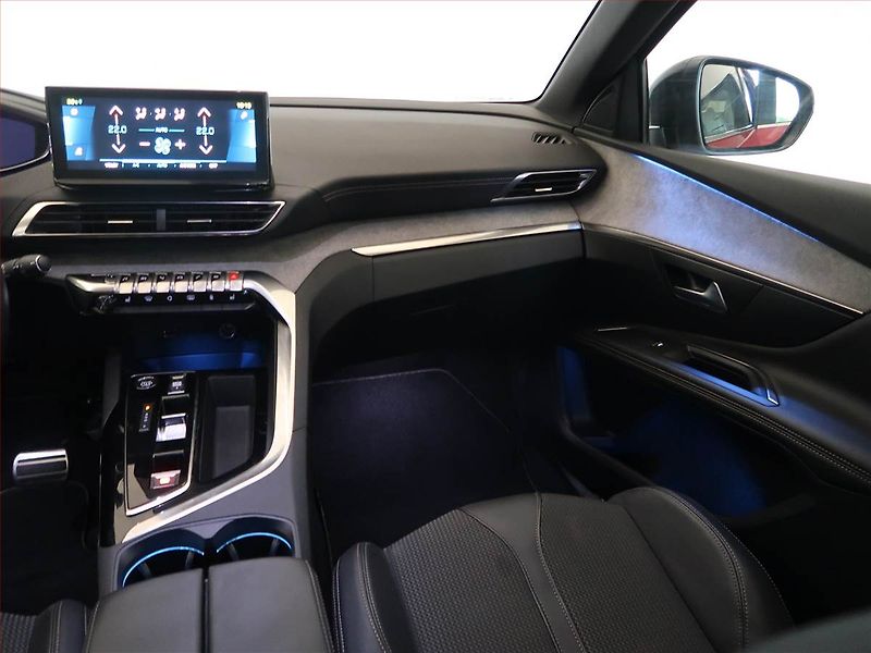 Peugeot 3008 (2023) GT e-Hybrid 225 - fotka 8 z 17