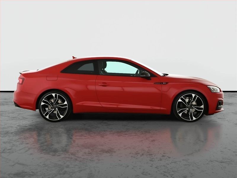 Audi A5 (2019) S-Line 2.0 TFSI - fotka 6 z 17