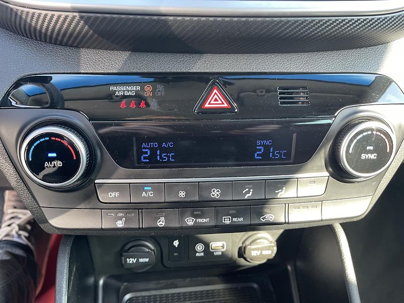 Hyundai Tucson 2.0d 136 KW AT 4x4 DPH-Top-ČR! - fotka 22 z 45