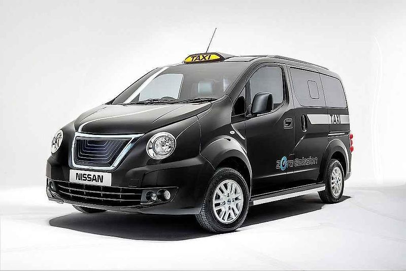 Upravený Nissan NV200 jako taxík pro Londýn.