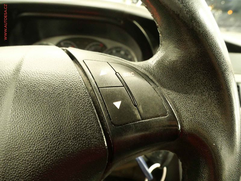 Fiat Linea (2011) 1.4i, ČR, Klima - fotka 16 z 20