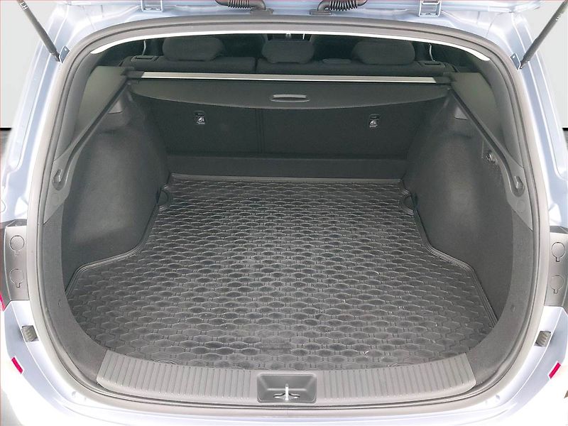 Hyundai i30 (2025) Family Comfort 1.0 T-GDI - fotka 14 z 20