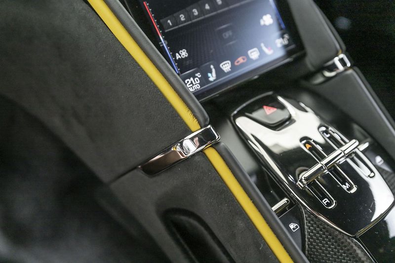 Ferrari Roma Giallo modena*krásná výbava - fotka 13 z 45