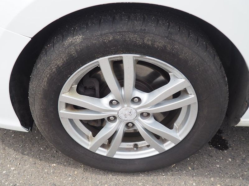 Hyundai i30 1.4-GDI, 103 kW, CZ, Navi - fotka 8 z 47