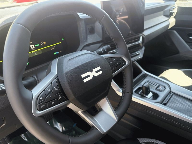 Dacia Bigster (2026) Journey hybrid 155 - fotka 10 z 15