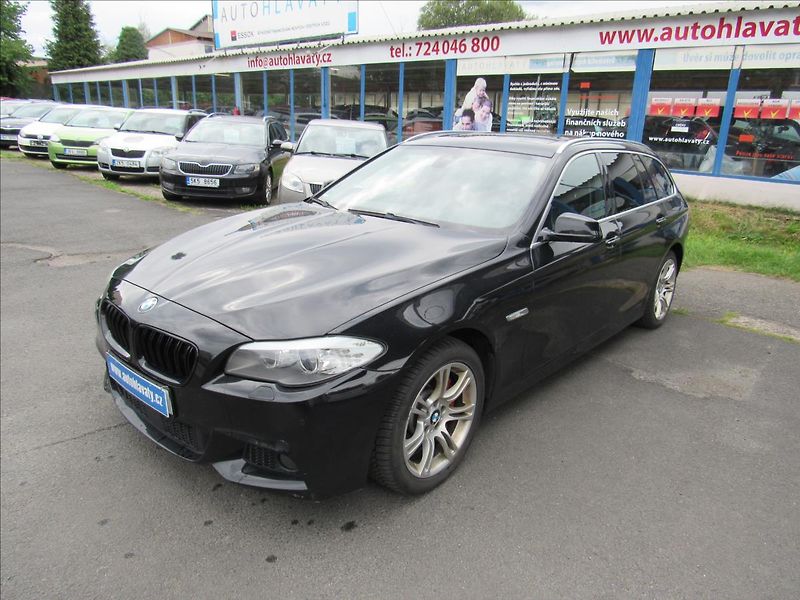 BMW Řada 5 3,0 d 530d xDrive - fotka 1 z 35