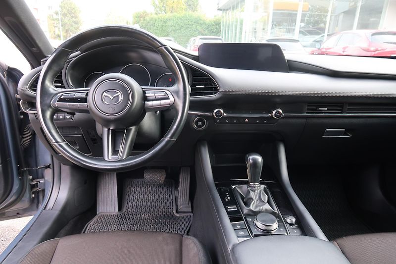 Mazda 3 HB 2,0 G150 AT, Bose,serv.,DPH - fotka 10 z 28