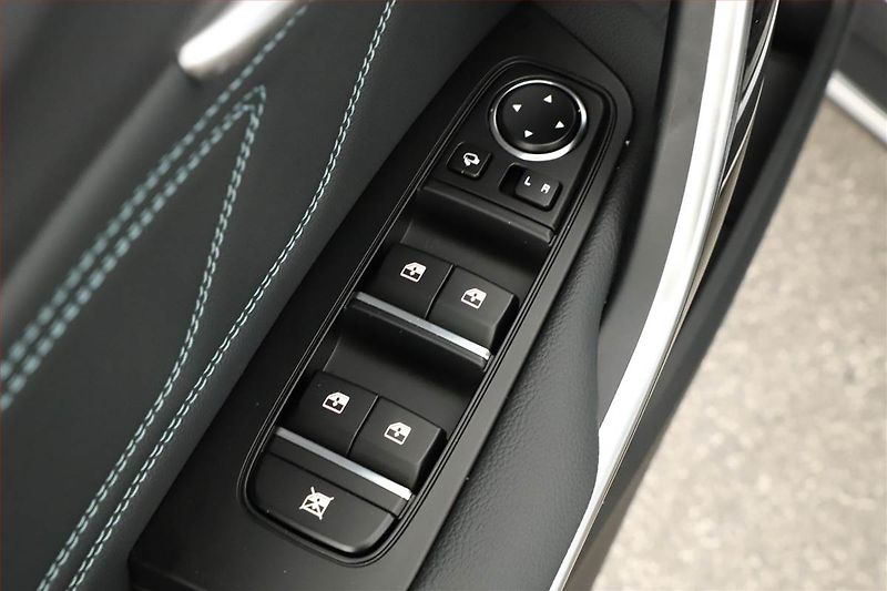 Kia XCeed (2025) 1.6 T-GDI - fotka 14 z 17