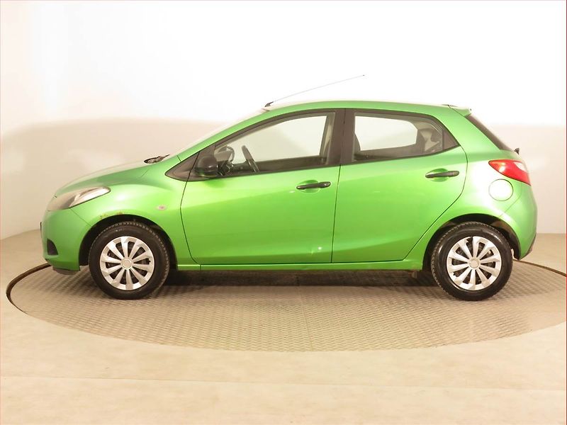 Mazda 2 (2008) 1.4 i, nová STK - fotka 3 z 13
