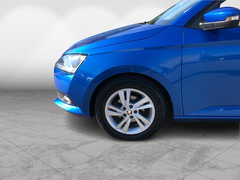 Škoda Fabia COMBI 1.0 TSi AMBITION - fotka 10 z 27