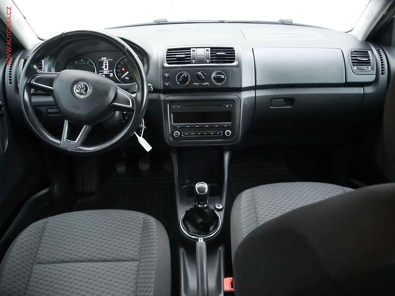 Škoda Fabia (2014) 1.2TSi, ČR, AC, tempo - fotka 8 z 15