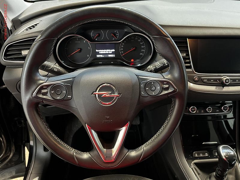 Opel Grandland X (2018) 1.5 CDTi, Innovation, TZ - fotka 16 z 19