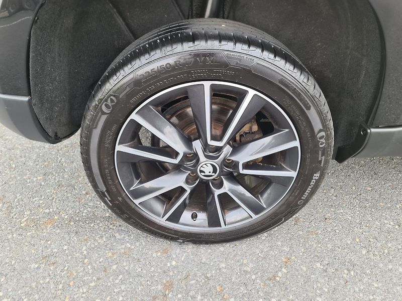 Škoda Yeti (2015) 2.0 TDi 103-KW 4x4 ADV OLOMOUC - fotka 62 z 76