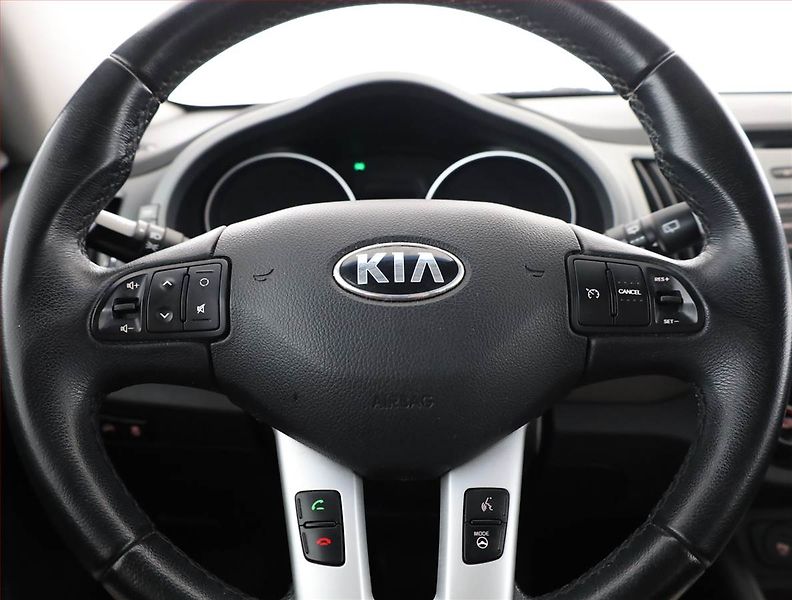 Kia Sportage (2015) 2.0 CRDi, 4X4, Automat - fotka 8 z 16