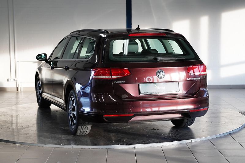 Volkswagen Passat - fotka 7 z 23