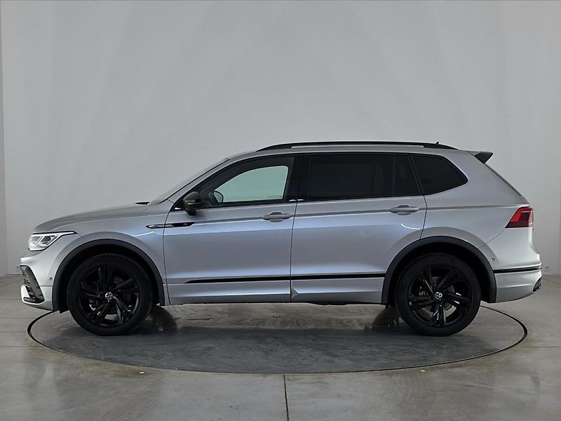 Volkswagen Tiguan R-Line 4MOT - fotka 3 z 30