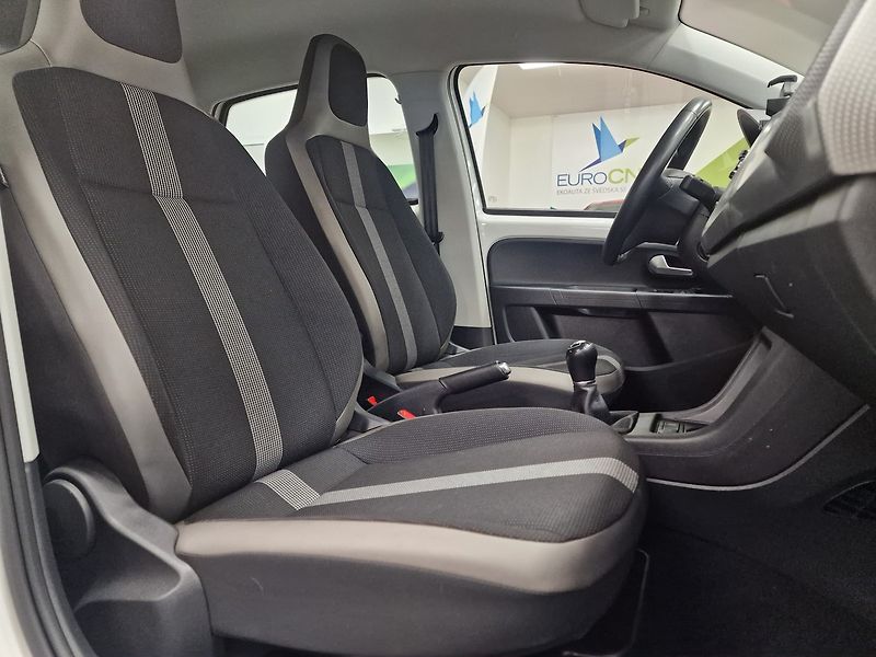 Volkswagen up! (2019) 1.0 ECO Záruka - fotka 25 z 53