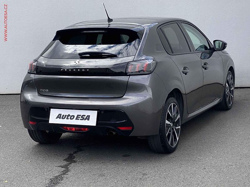 Peugeot 208 (2020) 1.2 PT, Allure, LED, panor - fotka 4 z 18