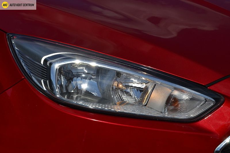 Ford Focus 1.6i - 77KW  TREND - fotka 8 z 39
