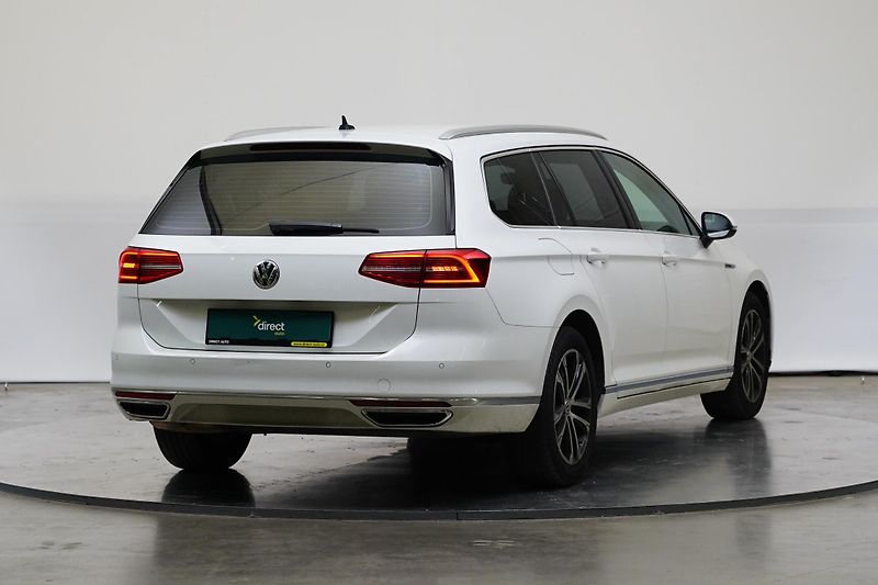 Volkswagen Passat - fotka 2 z 6