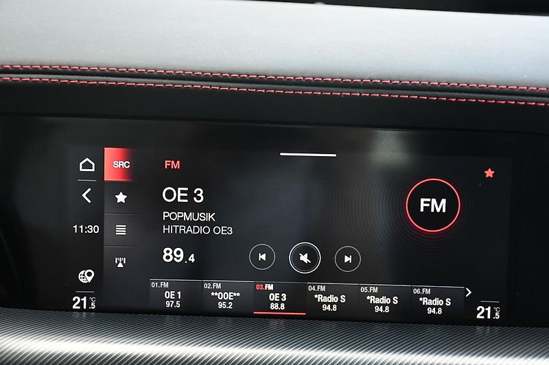 Alfa Romeo Stelvio 2.2 JTDm Competizione Q4 - fotka 28 z 40