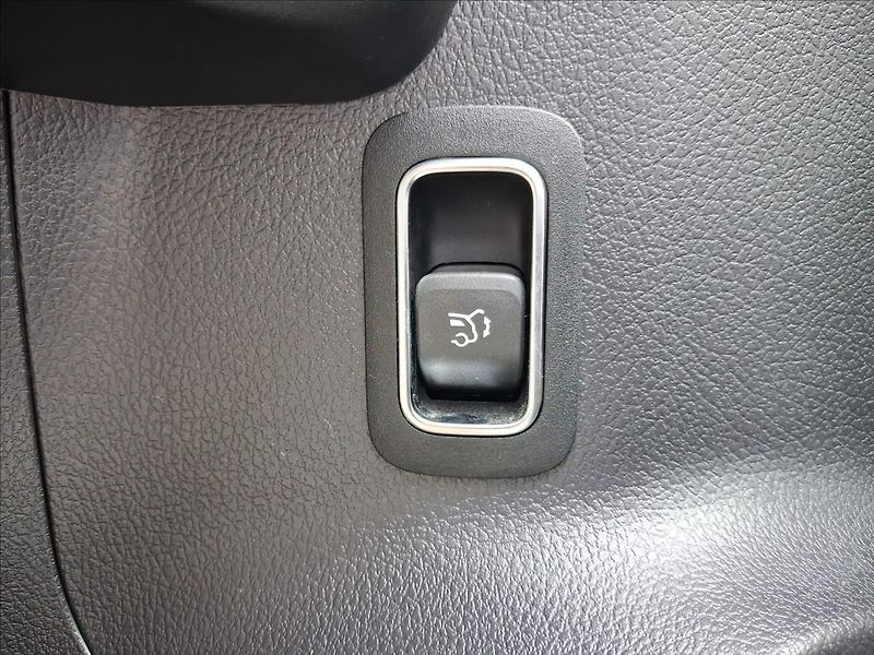 Mercedes-Benz GLA 1,3 180 MHEV Limited - fotka 10 z 21