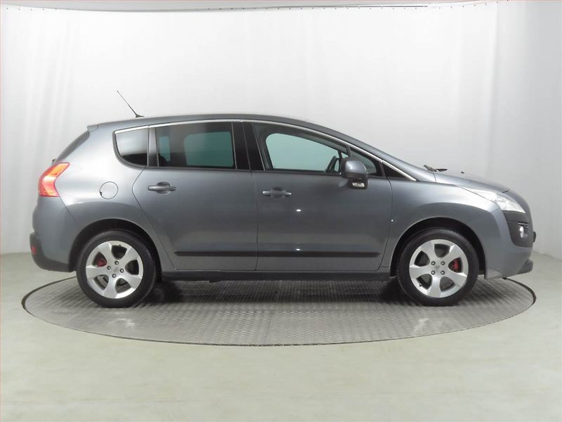 Peugeot 3008 (2012) 1.6 THP, Tempomat - fotka 6 z 21