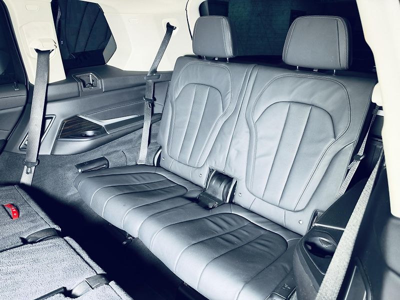 BMW X7 (2021) xDrive40d*SOFT*KEYLESS*PANO - fotka 39 z 40