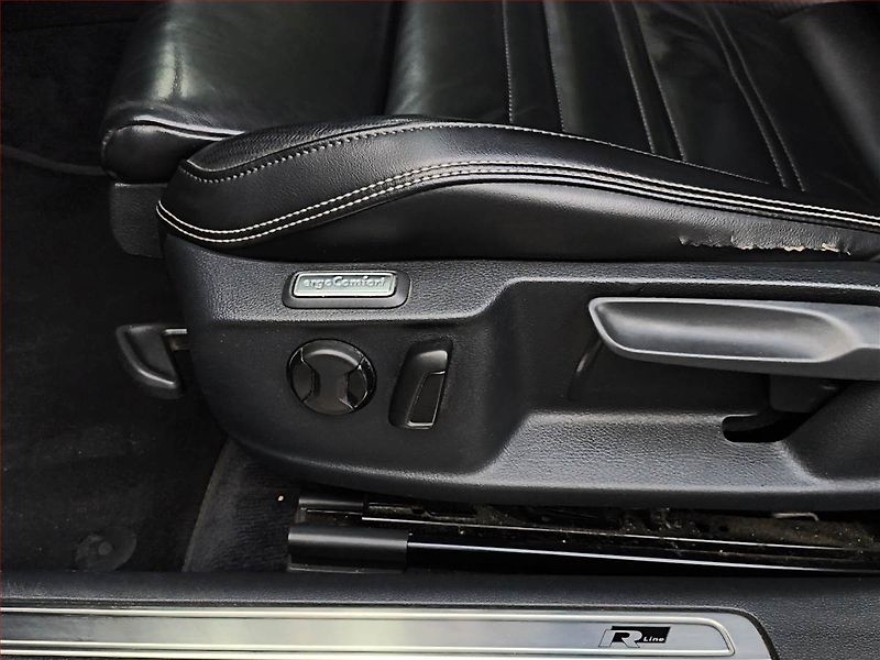 Volkswagen Passat (2018) R-Line 2.0 TDI, Automat, Kůže - fotka 20 z 20