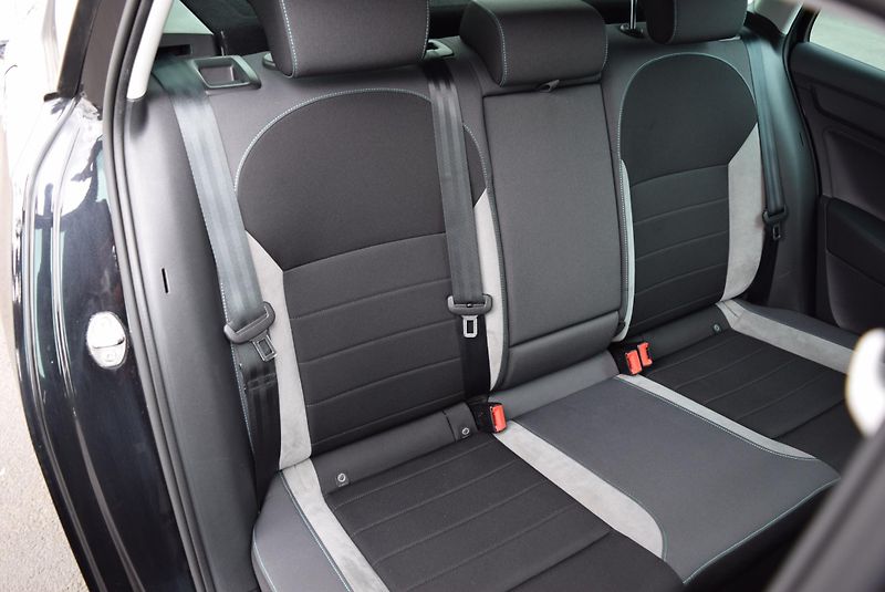 Škoda Rapid (2016) 1.2TSI 81kw ED. JOY XEN TAŽNÉ - fotka 42 z 45