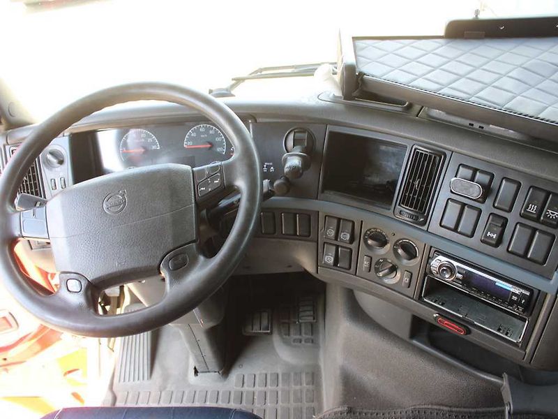 Volvo FH 13 400, EURO 5 - fotka 9 z 23