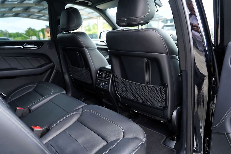 Mercedes-Benz GL 350d/4Matic/AMG/ČR/DPH - fotka 36 z 47