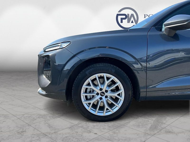 Audi Q3 TDI 110 kW - fotka 9 z 23