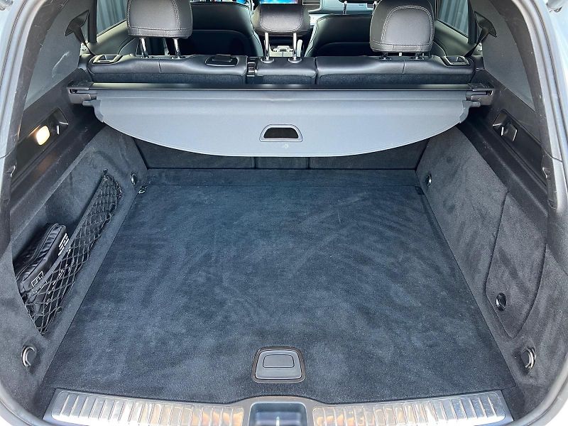 Mercedes-Benz GLE (2020) AMG 350d 200KW TAŽNÝ ASIST DPH - fotka 16 z 22