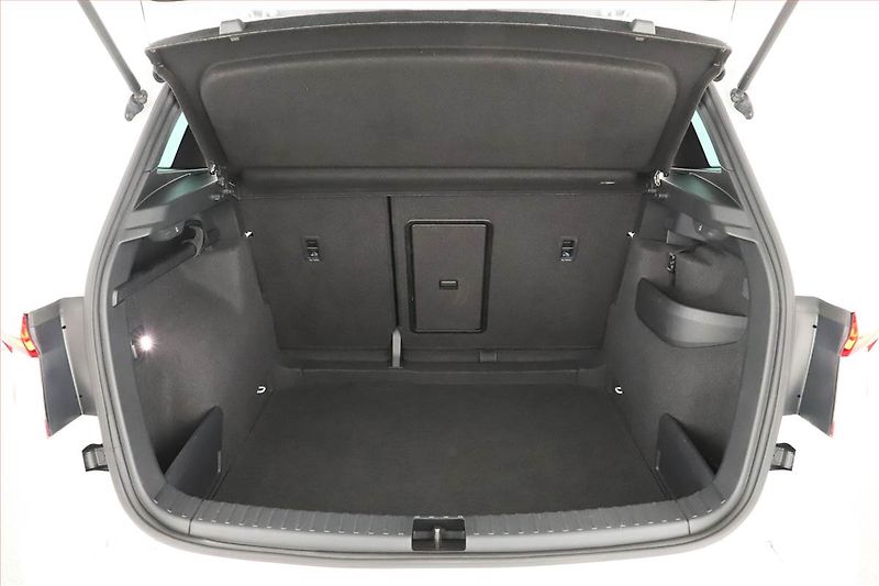 Škoda Karoq (2020) Sportline 1.5 TSI - fotka 15 z 16