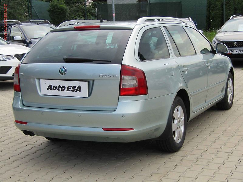Škoda Octavia (2012) 1.4 TSi, ČR, AC, temp - fotka 4 z 16