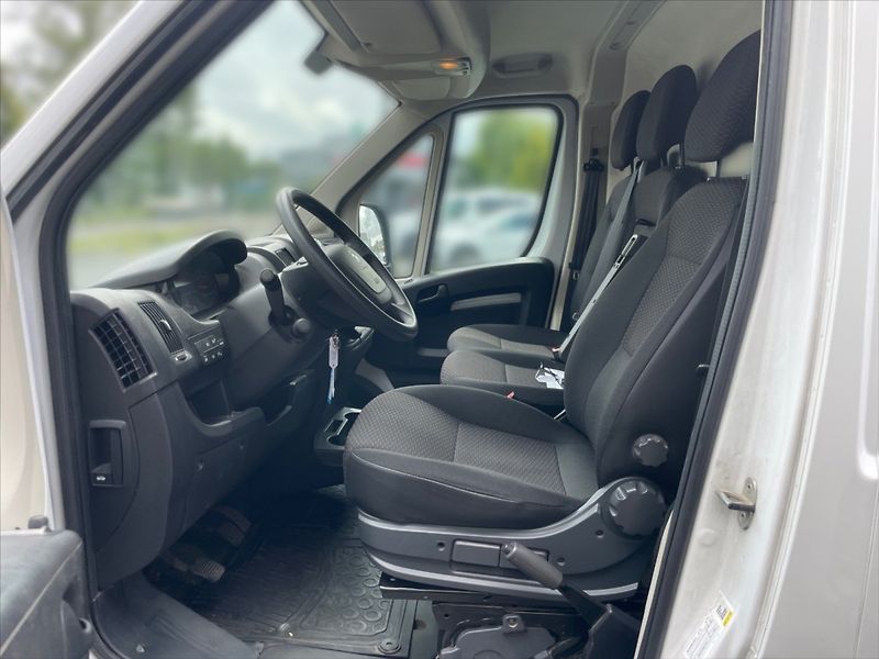 Peugeot Boxer 2,2 BHDi L4H2 - fotka 7 z 11
