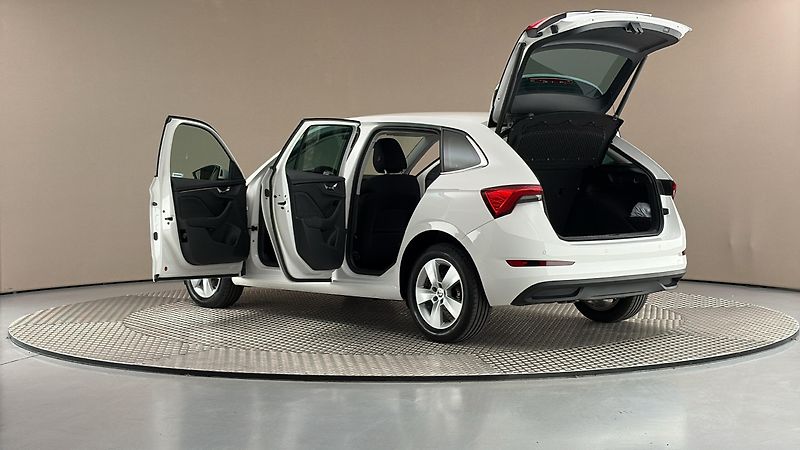 Škoda Scala 1.5 TSI DSG Style - fotka 7 z 26