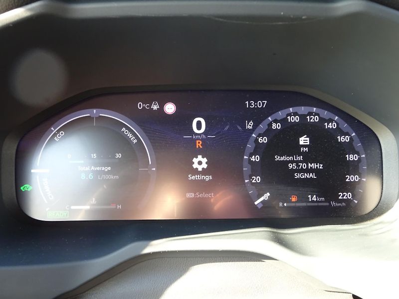 Toyota RAV4 2.5 HSD e-CVT AWD GR-Sport - fotka 18 z 24