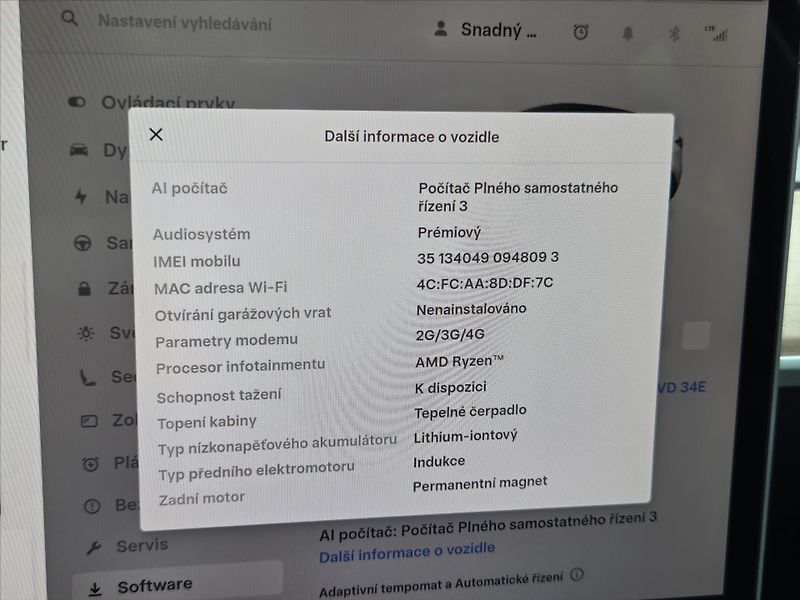 Tesla Model Y LR 4x4 Tažné z. SoH 91% 1.maj - fotka 16 z 22