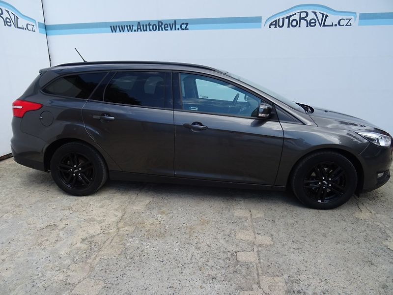 Ford Focus (2018) 1.6i,77kW,NovéČR,s.kn,klima - fotka 5 z 23