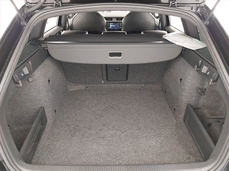 Škoda Octavia (2015) RS 2.0 TDI, Automat - fotka 13 z 23