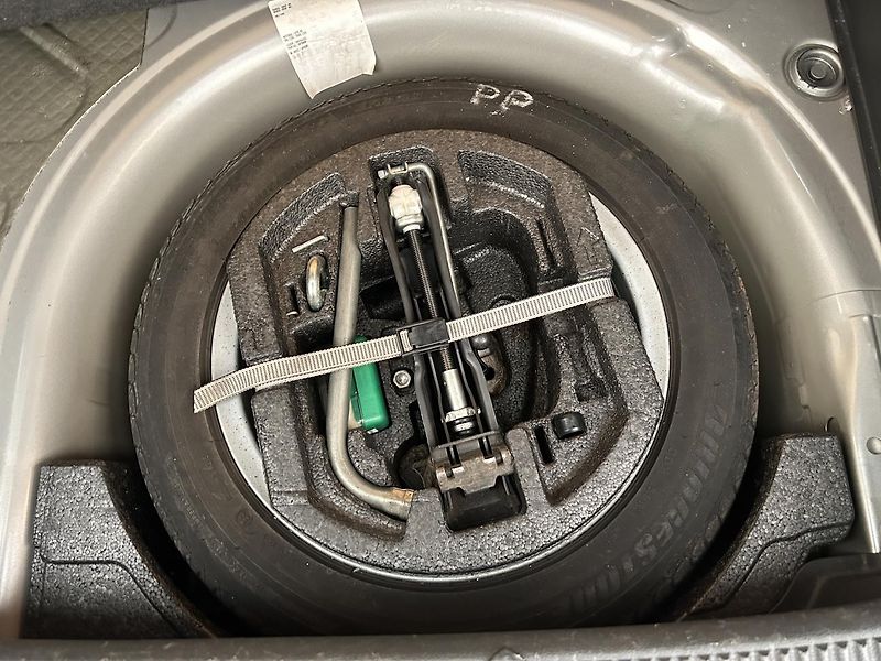Škoda Roomster 1.6 V Comfort - fotka 20 z 25