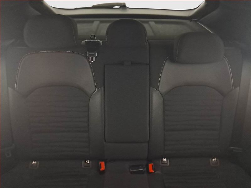 Kia XCeed (2023) GT Line 1.5 T-GDI - fotka 10 z 27