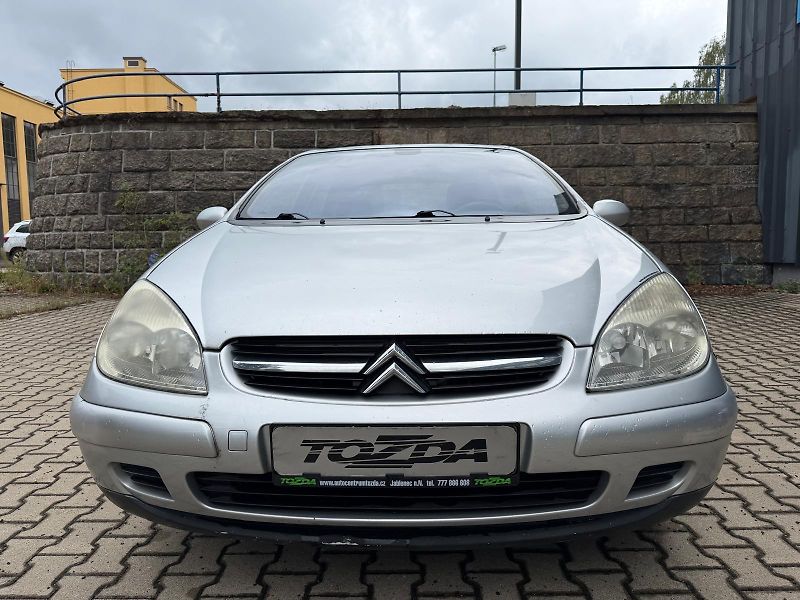 Citroën C5 2,0 HDi  - fotka 8 z 21
