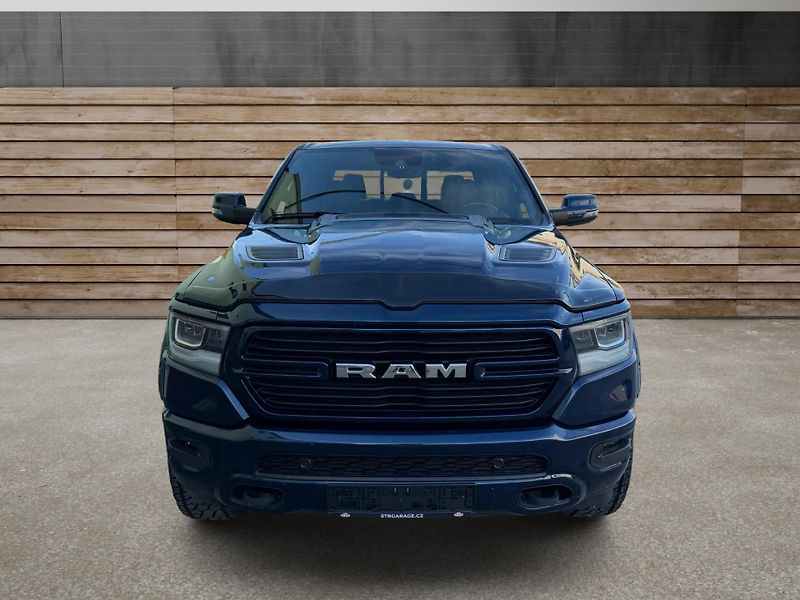Dodge RAM (2024) +LARAMIE+OFFROAD PAKET+ - fotka 8 z 26