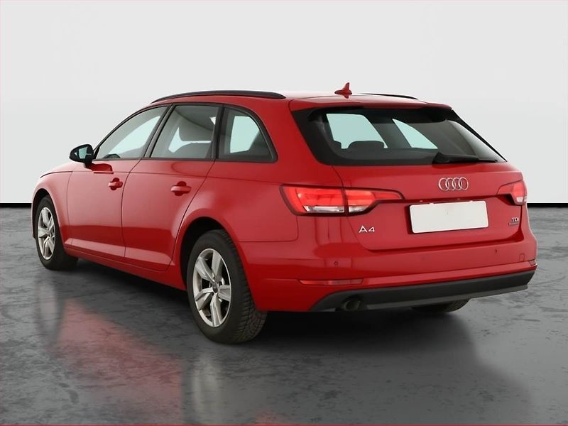 Audi A4 (2018) 2.0 TDI, 4X4, Navi, Bi-Xenony - fotka 4 z 20
